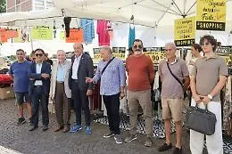 &laquo;In Piemonte negli ultimi otto anni hanno chiuso oltre 3.000 operatori ambulanti&raquo;
