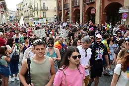 Asti si tinge d&rsquo;arcobaleno con la comunit&agrave; Lgbtqi+, oggi pomeriggio torna il Pride &ldquo;Diritti alla felicit&agrave;&rdquo;
