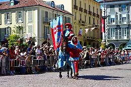 L'invito del principe Emanuele Filiberto e le polemiche: la risposta del Rione Santa Caterina