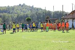 Attimo di apprensione a Rocchetta: malore in tribuna per uno spettatore durante il derby