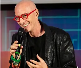 Due serate tra musica e teatro per ricordare Massimo Cotto