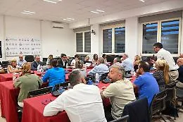 In Consiglio riparte la battaglia della minoranza contro il doppio ruolo del sindaco/banchiere: &laquo;Rasero deve dire cosa intende fare&raquo;