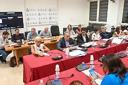Sindaco o banchiere? L'opposizione tenta l'affondo contro Rasero puntando sull'interrogazione "trabocchetto"