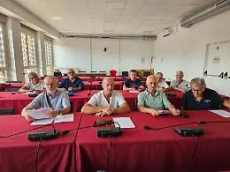 Nelle frazioni nuovi punti luce e asfaltature: stretta sui controlli per la pulizia dei fossi