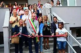 Dopo tre anni di cantiere &egrave; suonata la campanella nella nuova scuola Rio Crosio di Asti [FOTO E VIDEO]