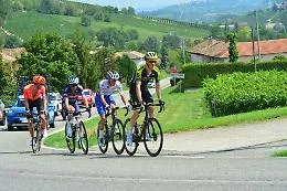 L&rsquo;Asti Docg pedala al fianco del Gran Piemonte