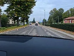 Villafranca: semaforo attivo ma lavori assenti, un cantiere inesistente?