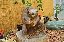 A Castellero la 44&ordf; "Citt&agrave; della nocciola" fino a domenica, fiera di macchine agricole, degustazioni e raduno di Vespa