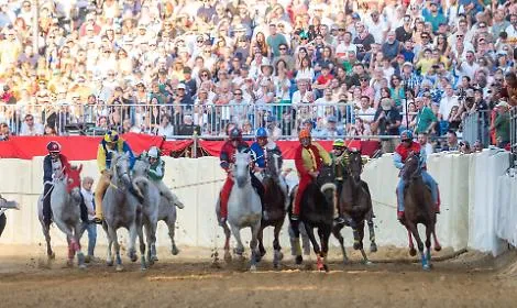 Palio di Asti: in 21 al canapo, ma ecco chi sono i favoriti per il Drappo dopo la rinuncia di Tittia