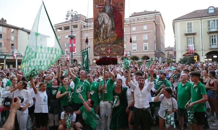 Il pagellino commentato di un Palio vinto sul "Velluto"