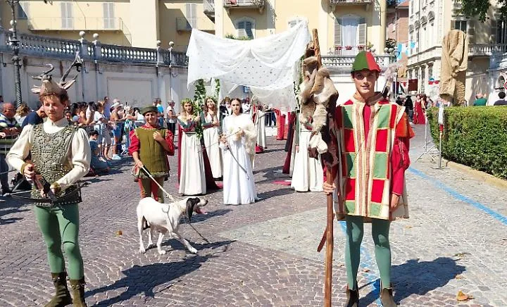 Leidaa ed Enpa sul cane in sfilata: &laquo;Non escludiamo di chiedere la squalifica di San Pietro dal prossimo Palio&raquo;