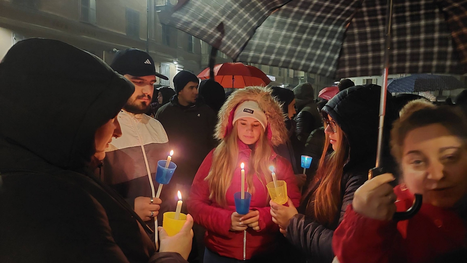 Il dolore e la luce: Nizza si ferma per Zoe