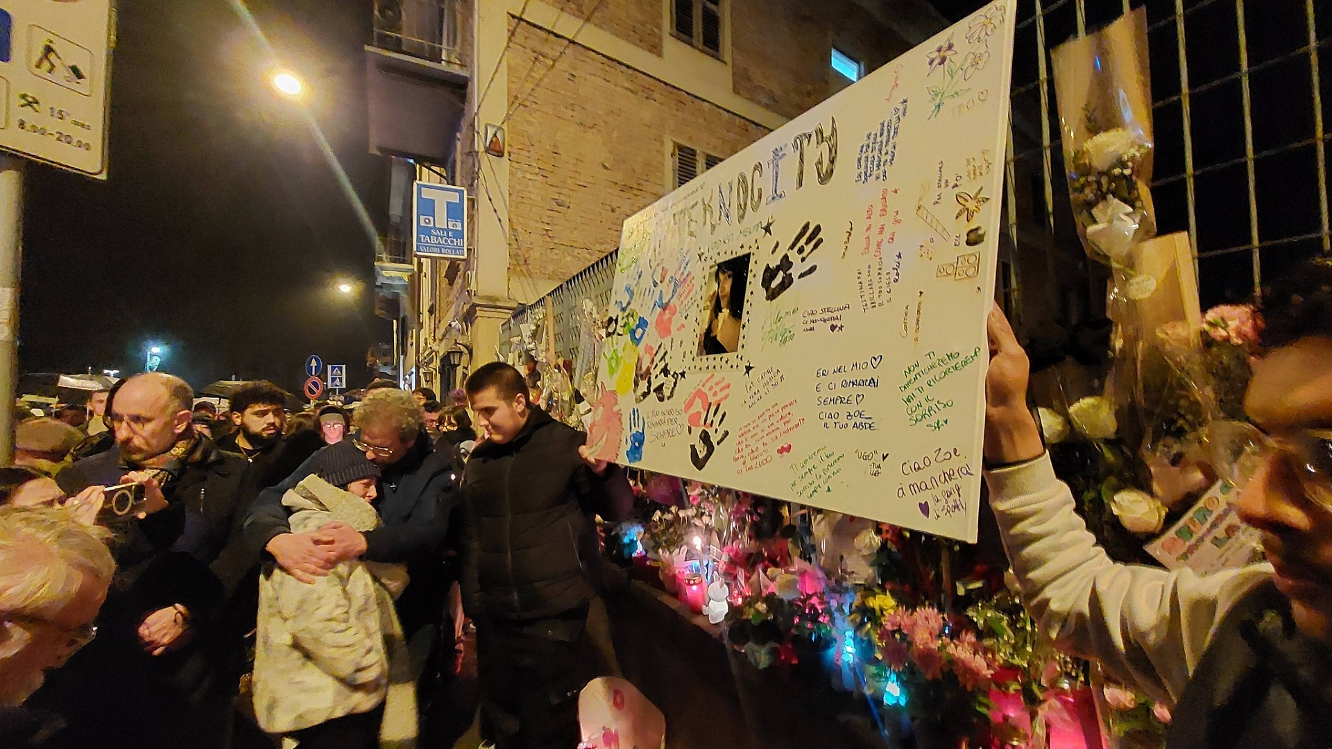 Il dolore e la luce: Nizza si ferma per Zoe
